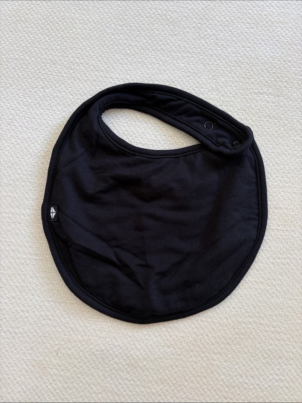 Kyte BABY Cushy Bib in Midnight
